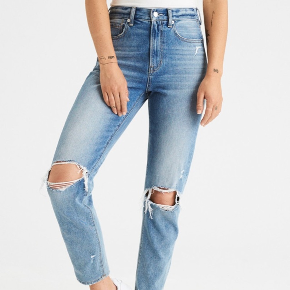 american eagle ripped mom jeans size 10